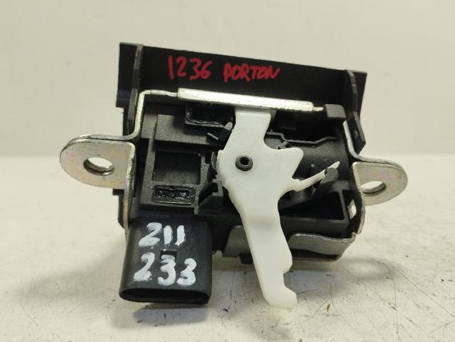 6J4827505B Cerradura de tapa de maletero  disponible Utrera