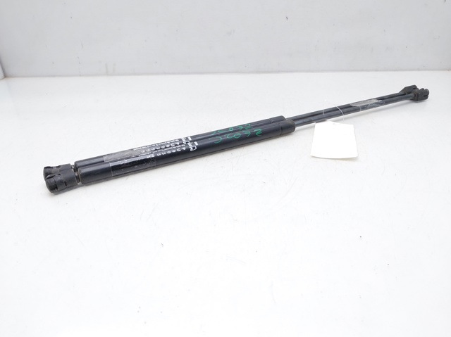 VAG 6J4827550B Amortiguador maletero  en stock Terrassa