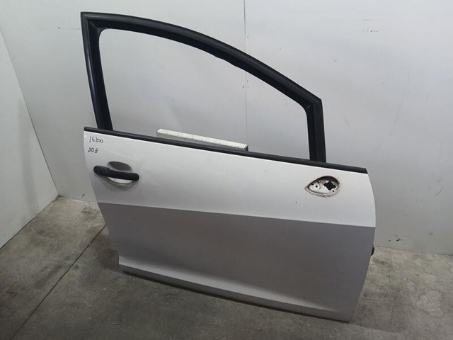 6J4831056 Puerta delantera derecha comprar Sevilla