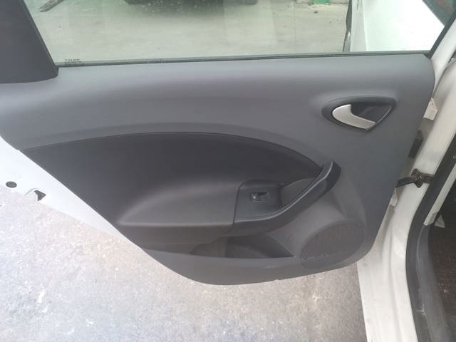 6J4839113A Manija interior de puerta trasera izquierda comprar Sevilla