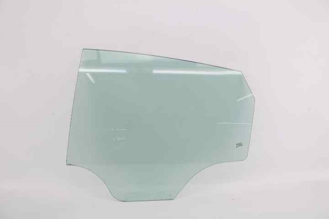 6J4845205 Cristal de puerta trasera izquierda  comprar en Pontevedra