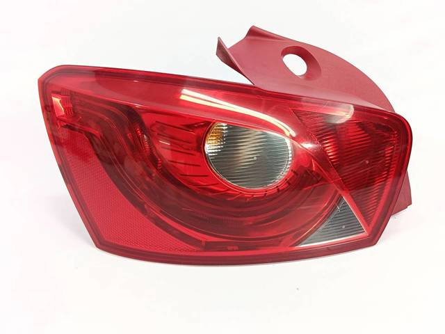 VAG 6J4945095C Piloto trasero izquierdo  en stock Terrassa