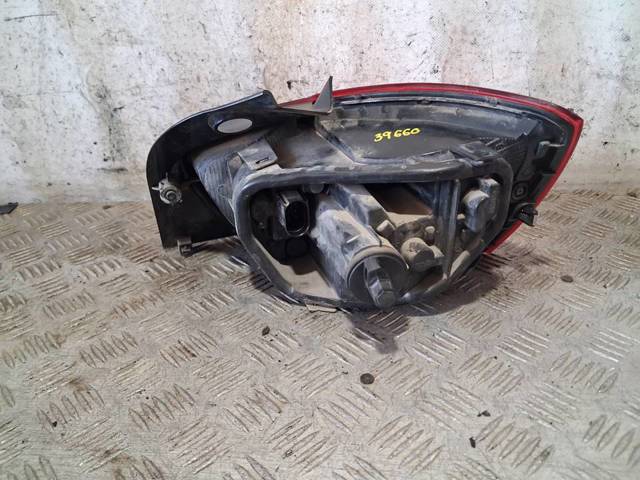 6J4945095K Piloto trasero izquierdo  disponible Málaga