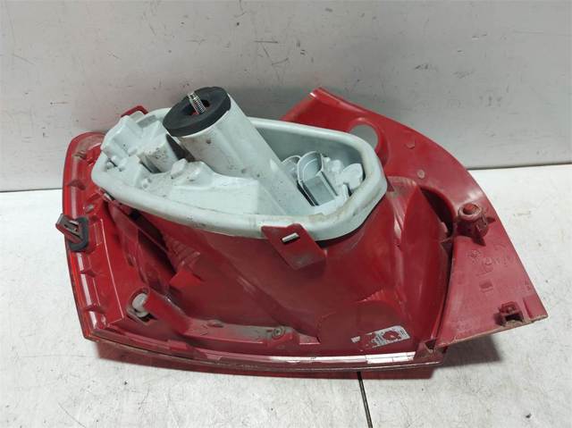 6J4945096A VAG Piloto trasero derecho  comprar en Oviedo