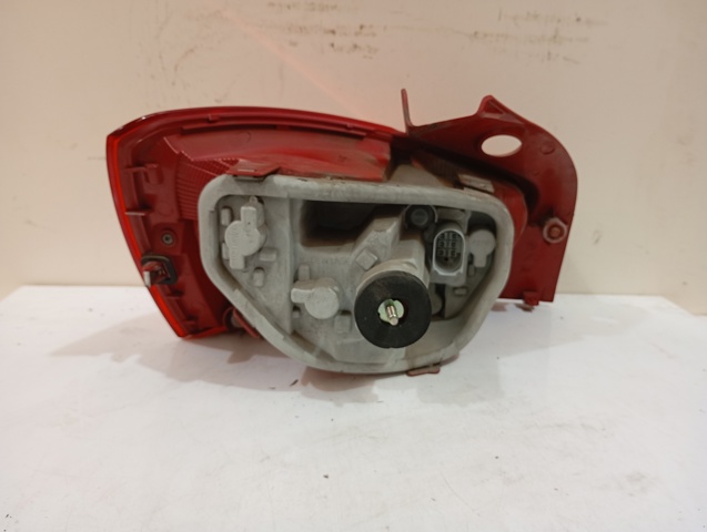 6J4945096A VAG Piloto trasero derecho  en stock Huelva
