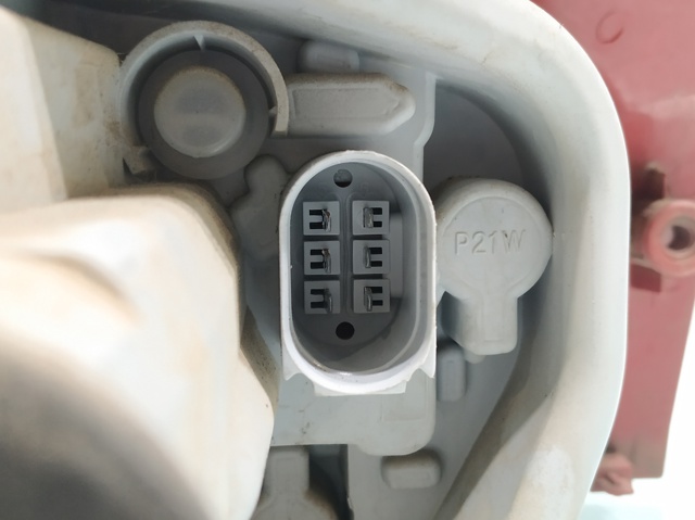 VAG 6J4945096A Piloto trasero derecho comprar Pamplona