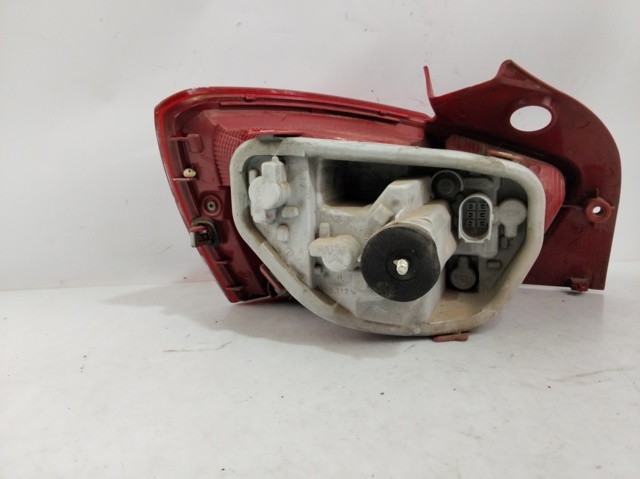 6J4945096C VAG Piloto trasero derecho comprar Madrid