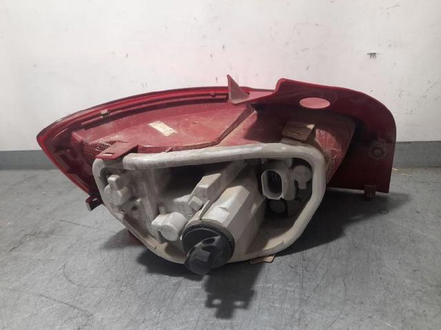 VAG 6J4945096H Piloto trasero derecho comprar Barcelona