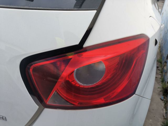 VAG 6J4945096K Piloto trasero derecho comprar Pamplona