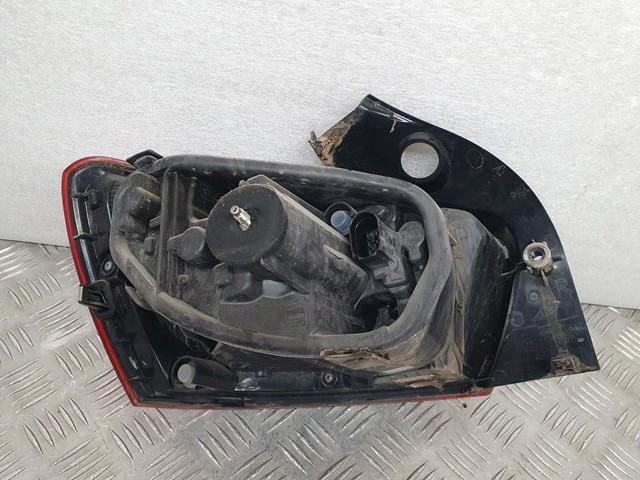 VAG 6J4945096K Piloto trasero derecho  comprar en Albacete