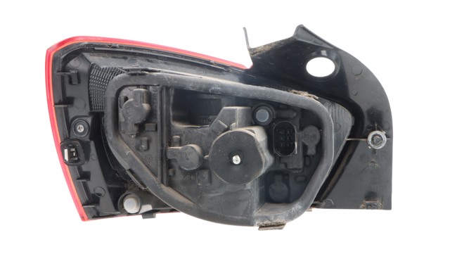 VAG 6J4945096K Piloto trasero derecho  en stock Valencia
