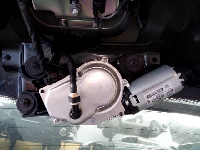 6J4955711A VAG Motor del limpiaparabrisas trasero  comprar en Lleida