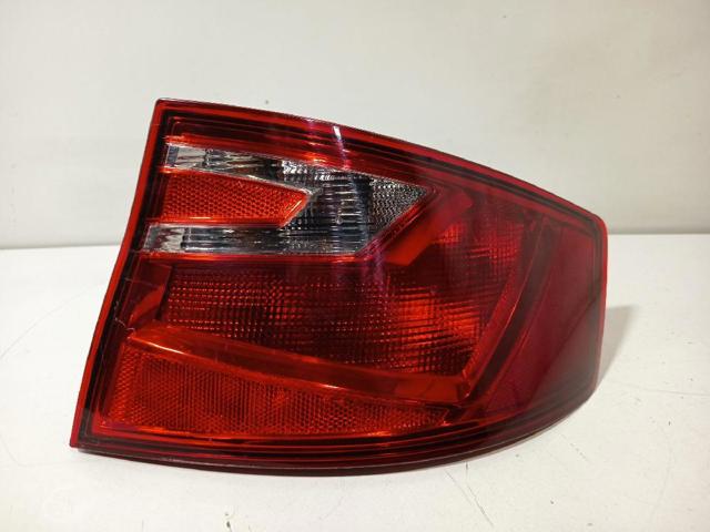 6JH945096E VAG Piloto trasero exterior derecho  comprar en Oviedo