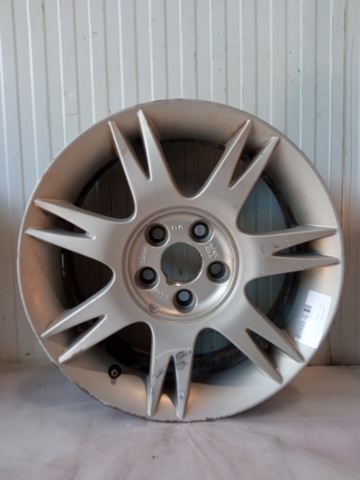 6JX15H2 VAG Llantas de acero (Estampado)  en stock Gandía