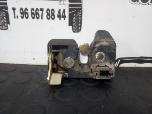 VAG 6K0827505A Cerradura de tapa de maletero  disponible Valladolid