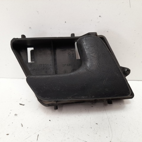 6K0837222C Manija interior derecha delantera/trasera de puerta comprar Sevilla
