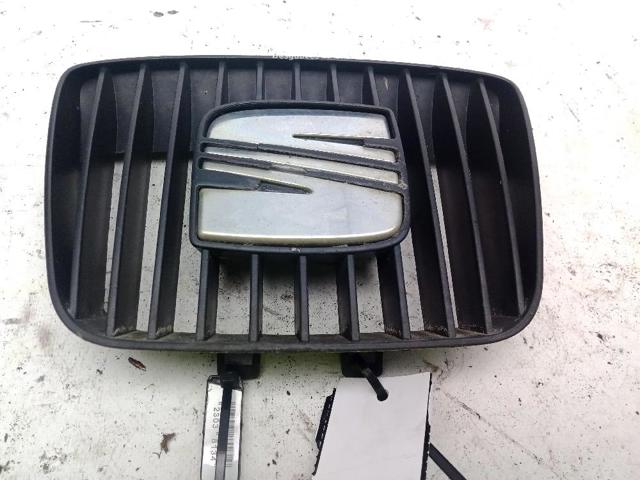 Rejilla de radiador Seat Cordoba  (6K2)