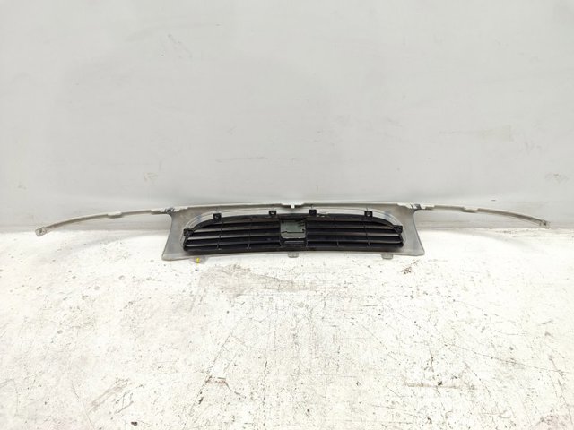 Parrilla 6K0854643 VAG