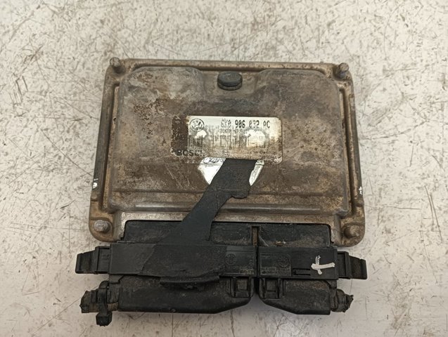 6K0906032AC Unidad de control del motor (ECU)  comprar en Zaragoza