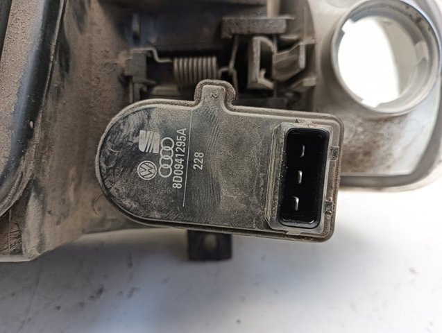 VAG 6K0941010A Faro derecho  comprar en Murcia