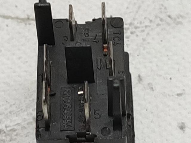6K0959855A Botón de encendido del motor del elevalunas de la consola central  disponible Málaga