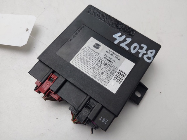 6K0962258A VAG Unidad de confort de la puerta delantera comprar Alcalá