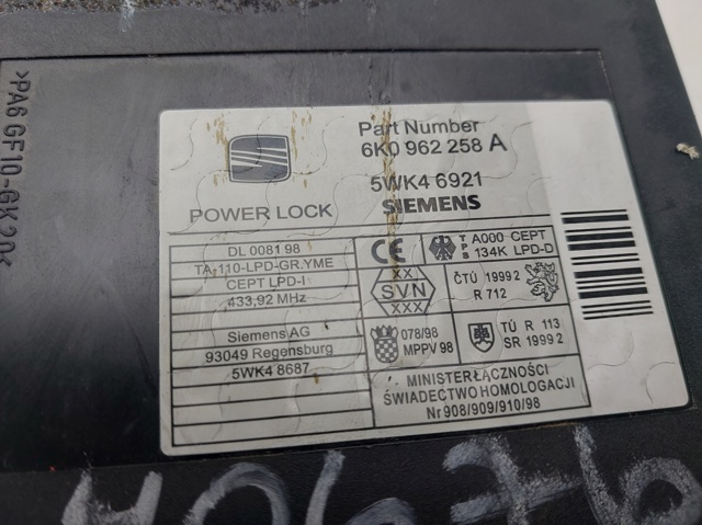 6K0962258A VAG Unidad de confort de la puerta delantera  disponible Ourense