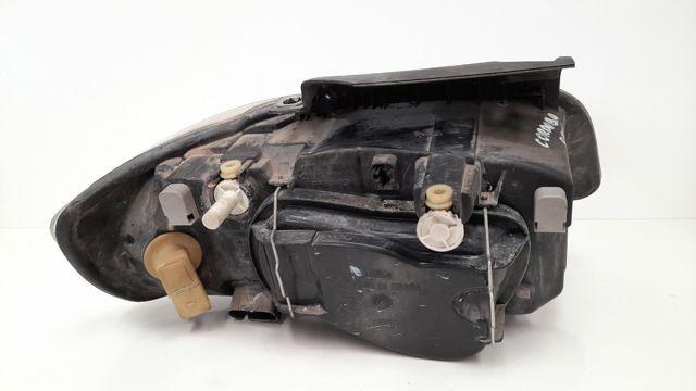VAG 6K1941029C Faro izquierdo  en stock Salamanca