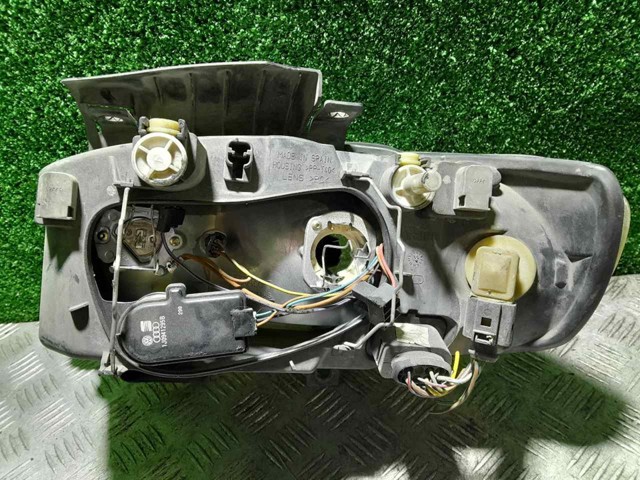 VAG 6K1941030C Faro derecho  comprar en Murcia