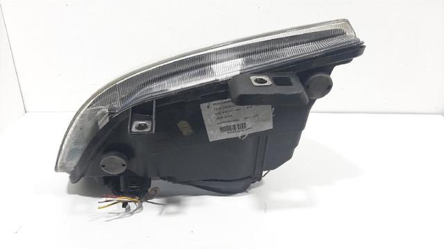 Luz derecha 6K1941030C VAG