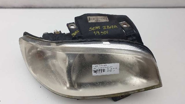 VAG 6K1941044A Faro derecho  en stock Salamanca