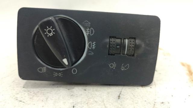 VAG 6K1941531 Interruptor de luces en el tablero  en stock Salamanca