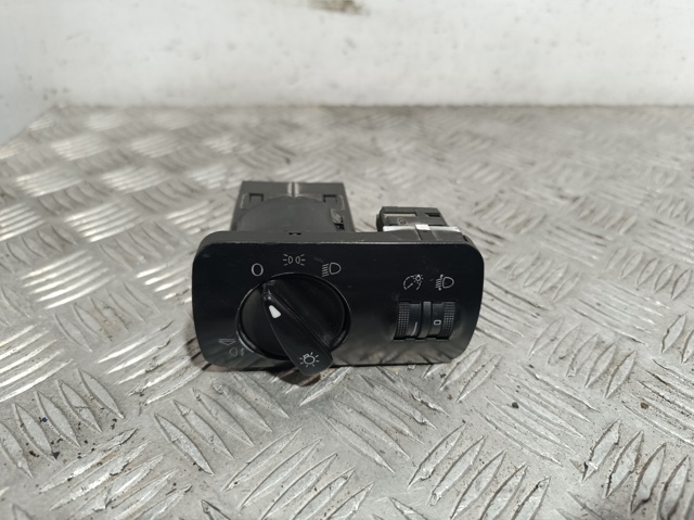 6K1941531AL Interruptor de luces en el tablero  disponible Burgos