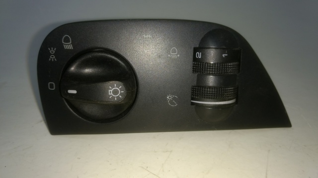6K1941531B Interruptor de luces en el tablero  comprar en Reus