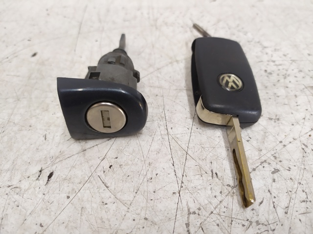 6K3837223A Cilindro de cerradura de puerta delantera izquierda  comprar en Pontevedra
