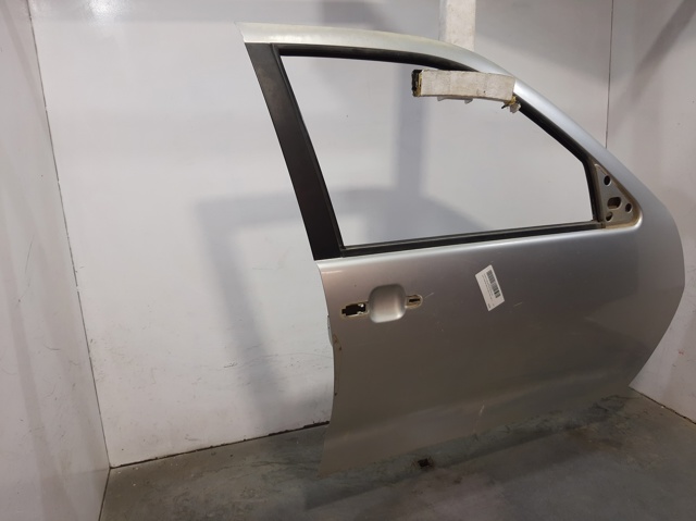 VAG 6K4831052C Puerta delantera derecha comprar Tarragona