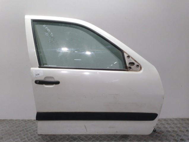 6K4831052C Puerta delantera derecha  en stock Sabadell