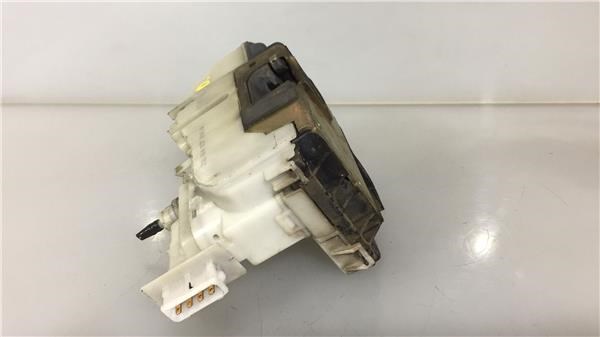 6K4837016A VAG Cerradura de puerta delantera derecha  en stock Gandía