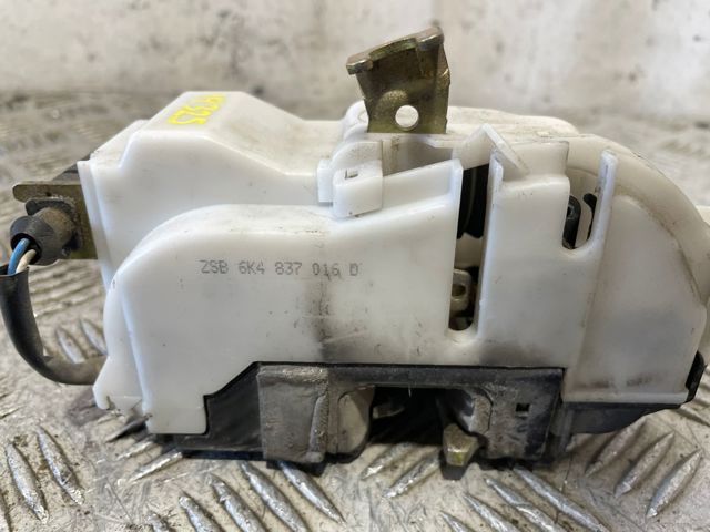 6K4837016D VAG Cerradura de puerta delantera derecha  disponible Alicante
