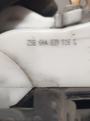 6K4839016G Cerradura de la puerta trasera derecha  en stock Sabadell