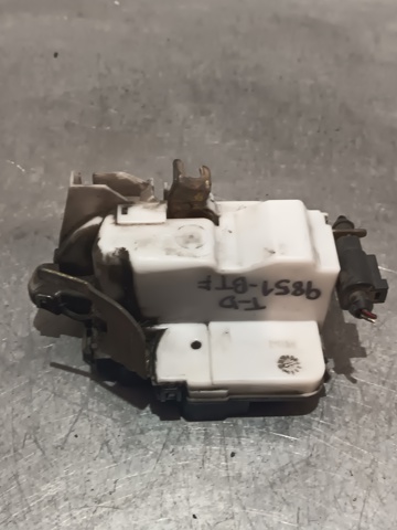 6K4839016G VAG Cerradura de la puerta trasera derecha  comprar en Jaén