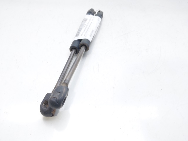 VAG 6K5827550C Amortiguador maletero comprar Barcelona