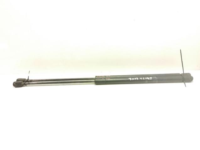 6K6827550 Amortiguador maletero  en stock Sabadell