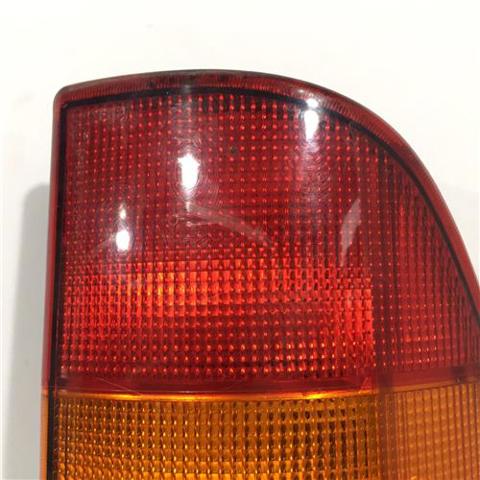 6K9945111 Piloto trasero izquierdo  disponible Burgos