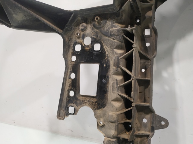 VAG 6L0805588A Soporte de radiador  en stock Valencia