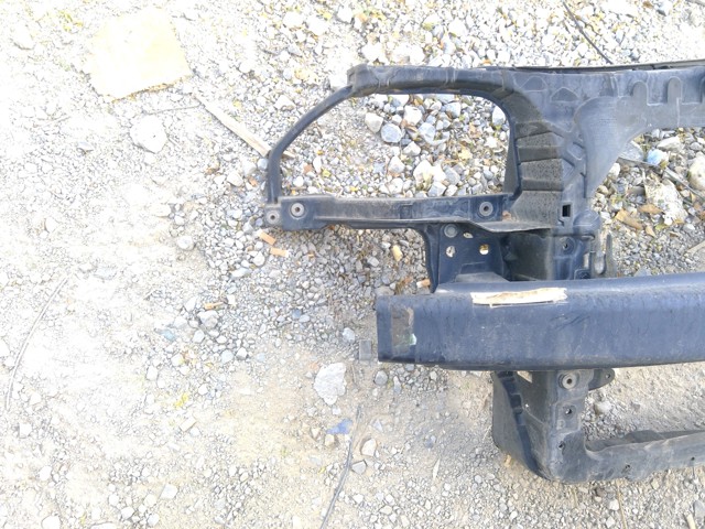 VAG 6L0805588A Soporte de radiador  en stock Valencia
