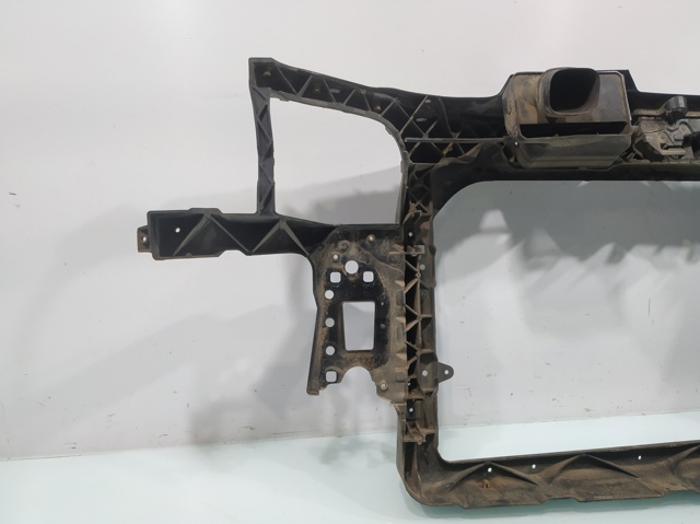 6L0805588A VAG Soporte de radiador comprar Alcalá