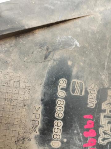 6L0809958D VAG Paso de rueda delantero derecho  disponible Alicante