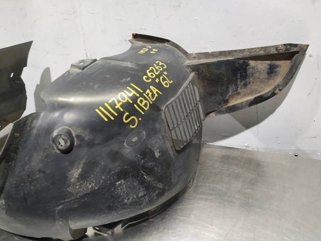6L0809958D VAG Paso de rueda delantero derecho  disponible Alicante