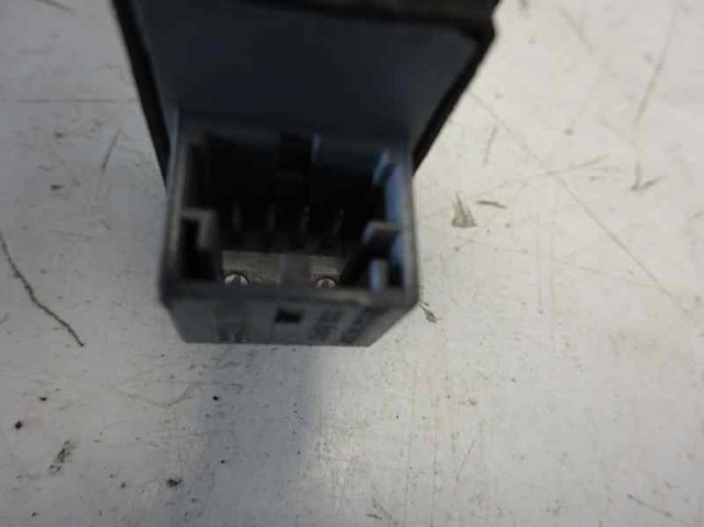 6L0959856 Unidad de control de elevalunas delantero derecho comprar Sevilla